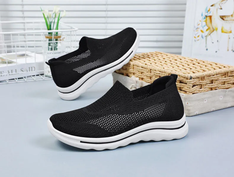 Breathable Mesh and Memory Foam Men's Slip-On Sneakers for Casual Comfort