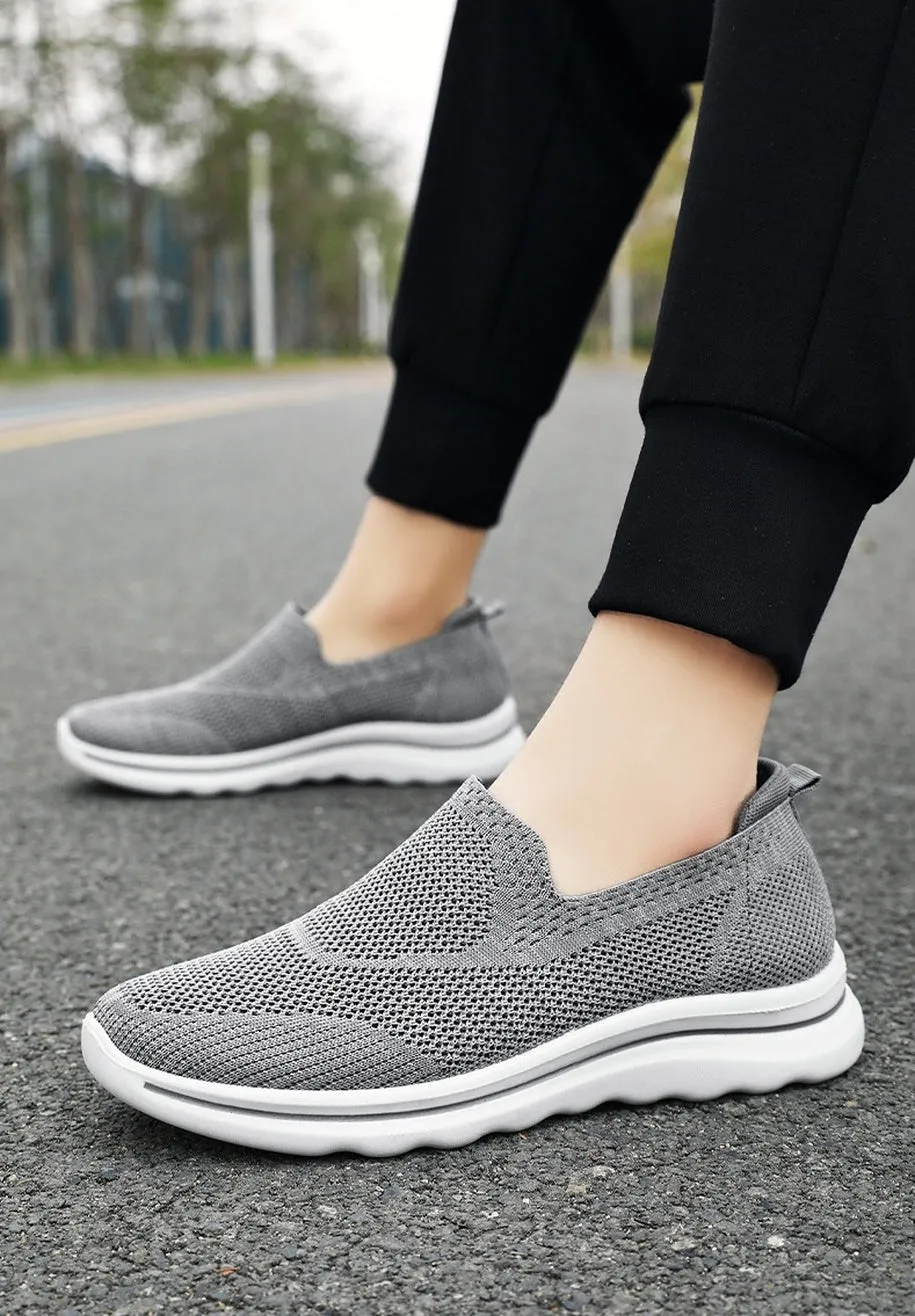 Breathable Mesh and Memory Foam Men's Slip-On Sneakers for Casual Comfort