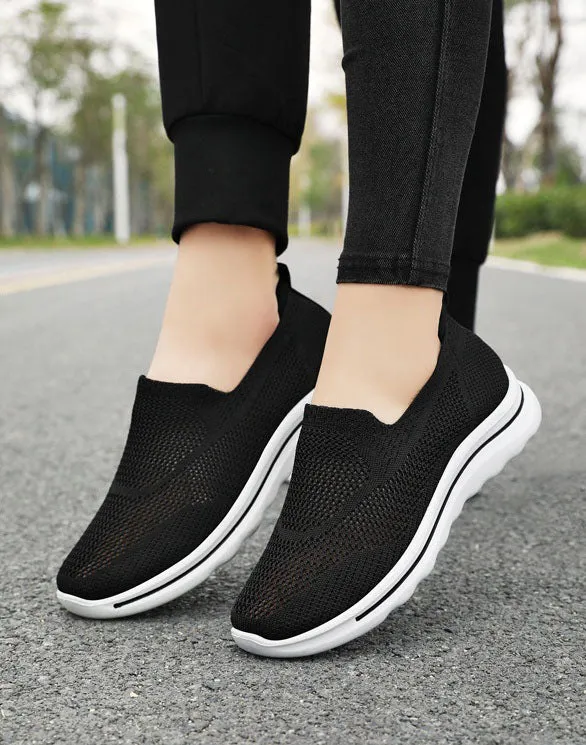 Breathable Mesh and Memory Foam Men's Slip-On Sneakers for Casual Comfort