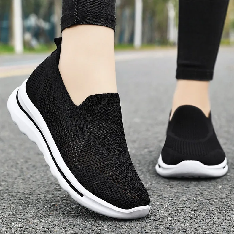 Breathable Mesh and Memory Foam Men's Slip-On Sneakers for Casual Comfort