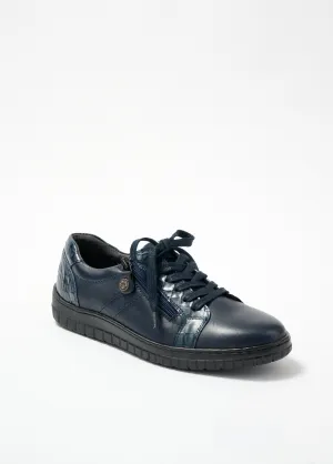 Comfort width sneakers with laces and zipper