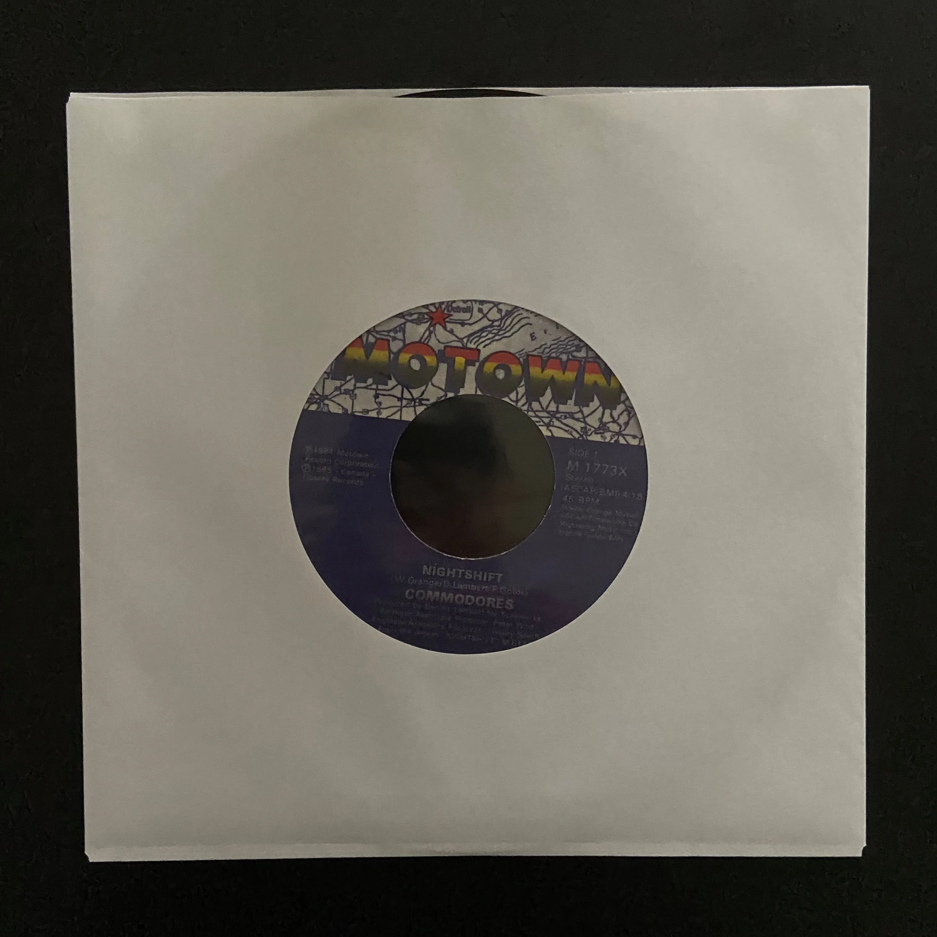Commodores: Nightshift / I Keep Running (7")