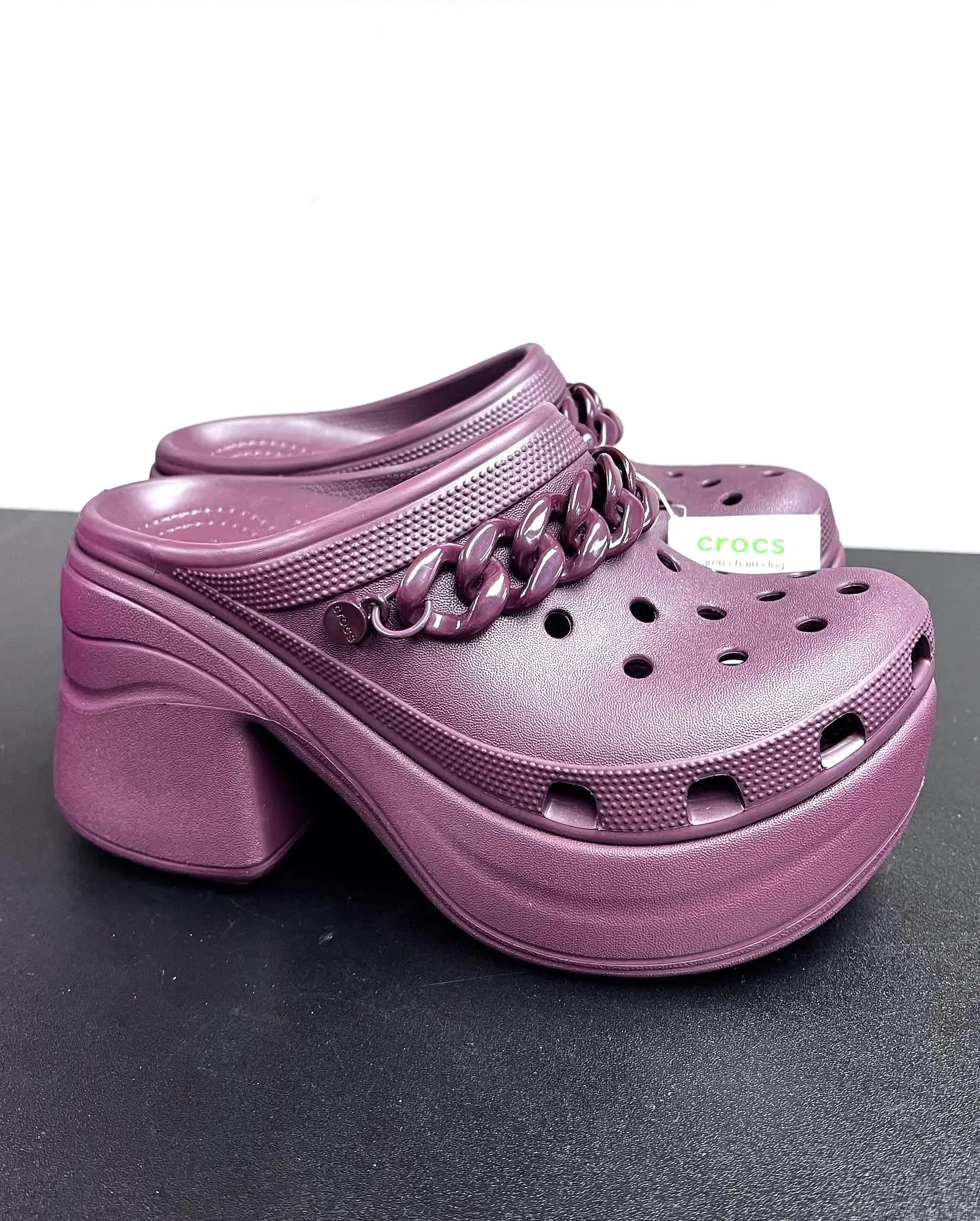 CROCS SIREN CHAIN CLOGS
