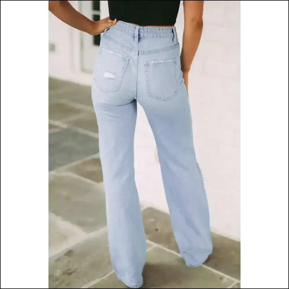 Get Ready to Turn Heads in Chic Distressed High Waist Jeans! 😏