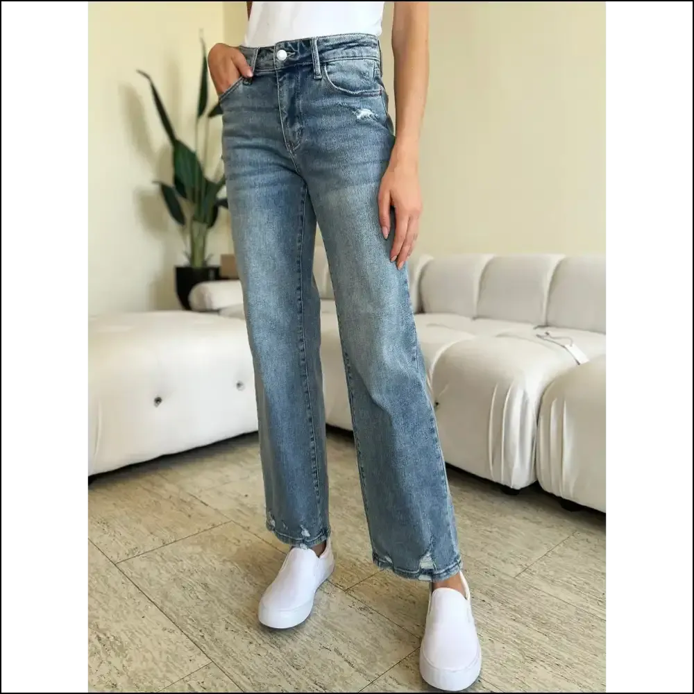 Judy Blue Distressed Straight Jeans: the Only Friend that Always Fits! 😂👖