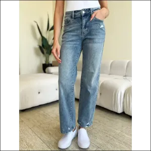 Judy Blue Distressed Straight Jeans: the Only Friend that Always Fits! 😂👖