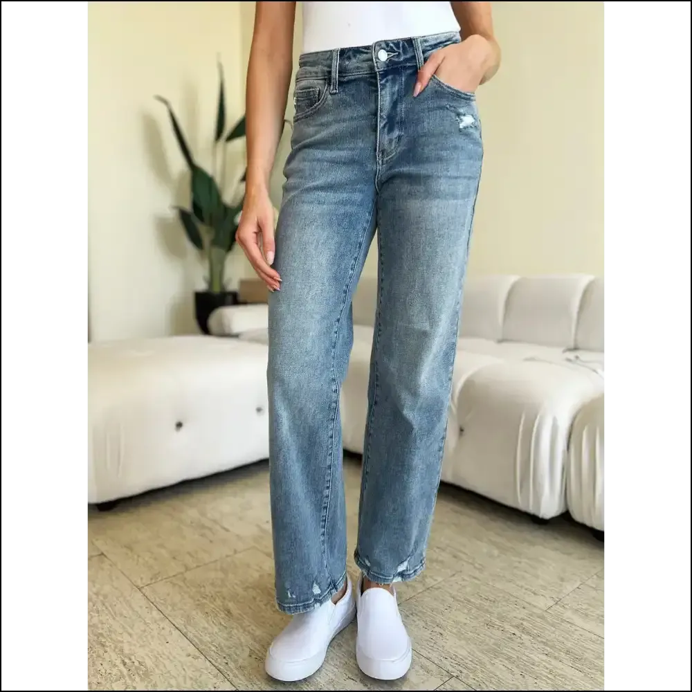 Judy Blue Distressed Straight Jeans: the Only Friend that Always Fits! 😂👖