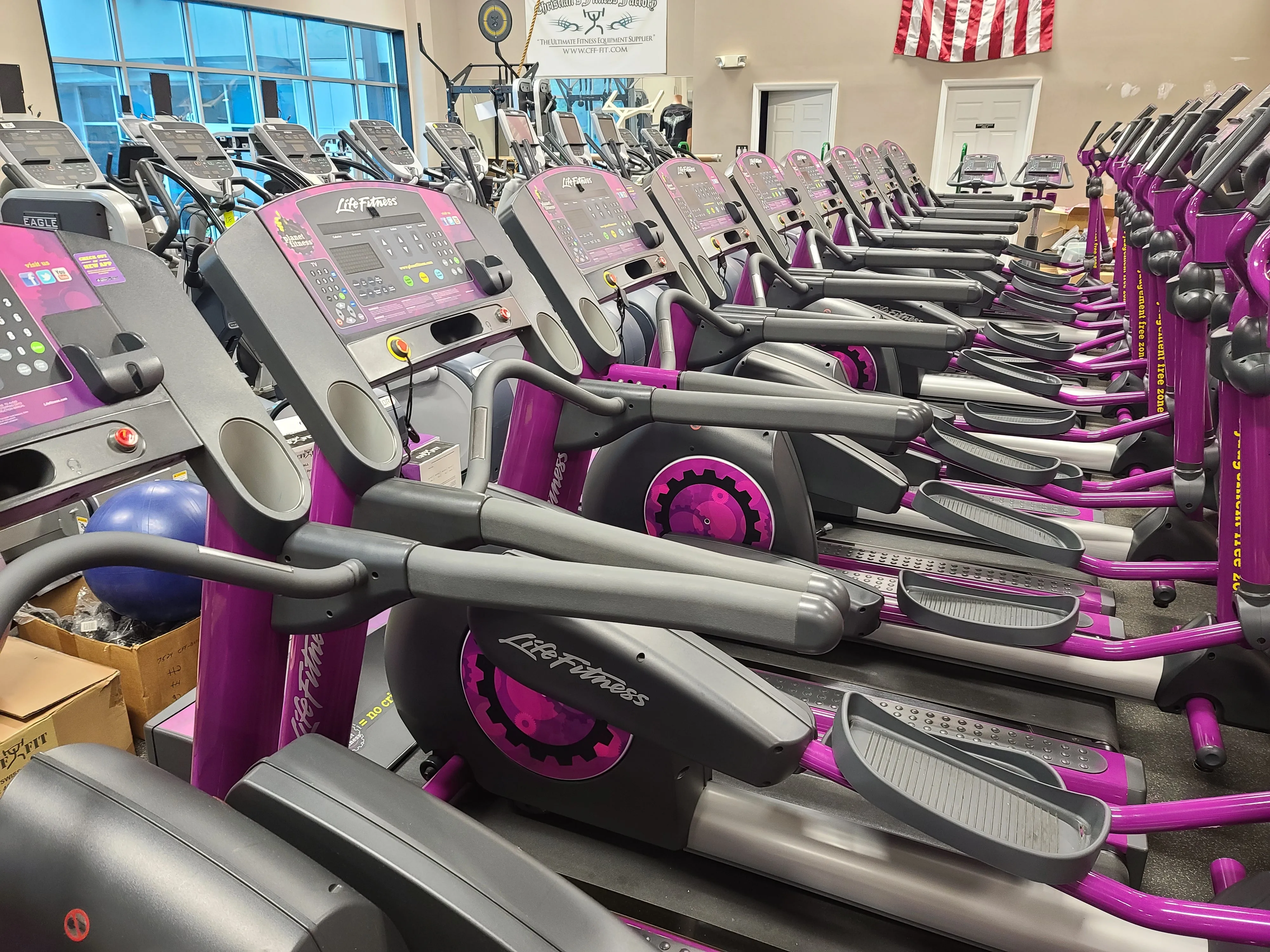 Life Fitness Integrity Series CLSX Elliptical Cross-trainer