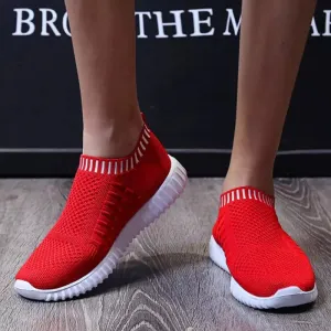 Lightweight sneakers for pain heel