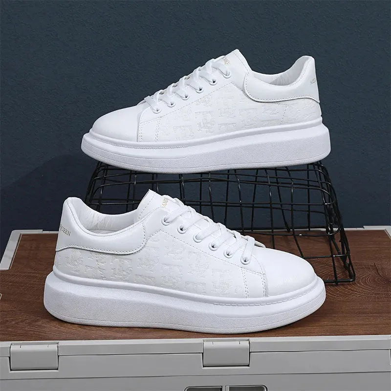 Low-top sneakers