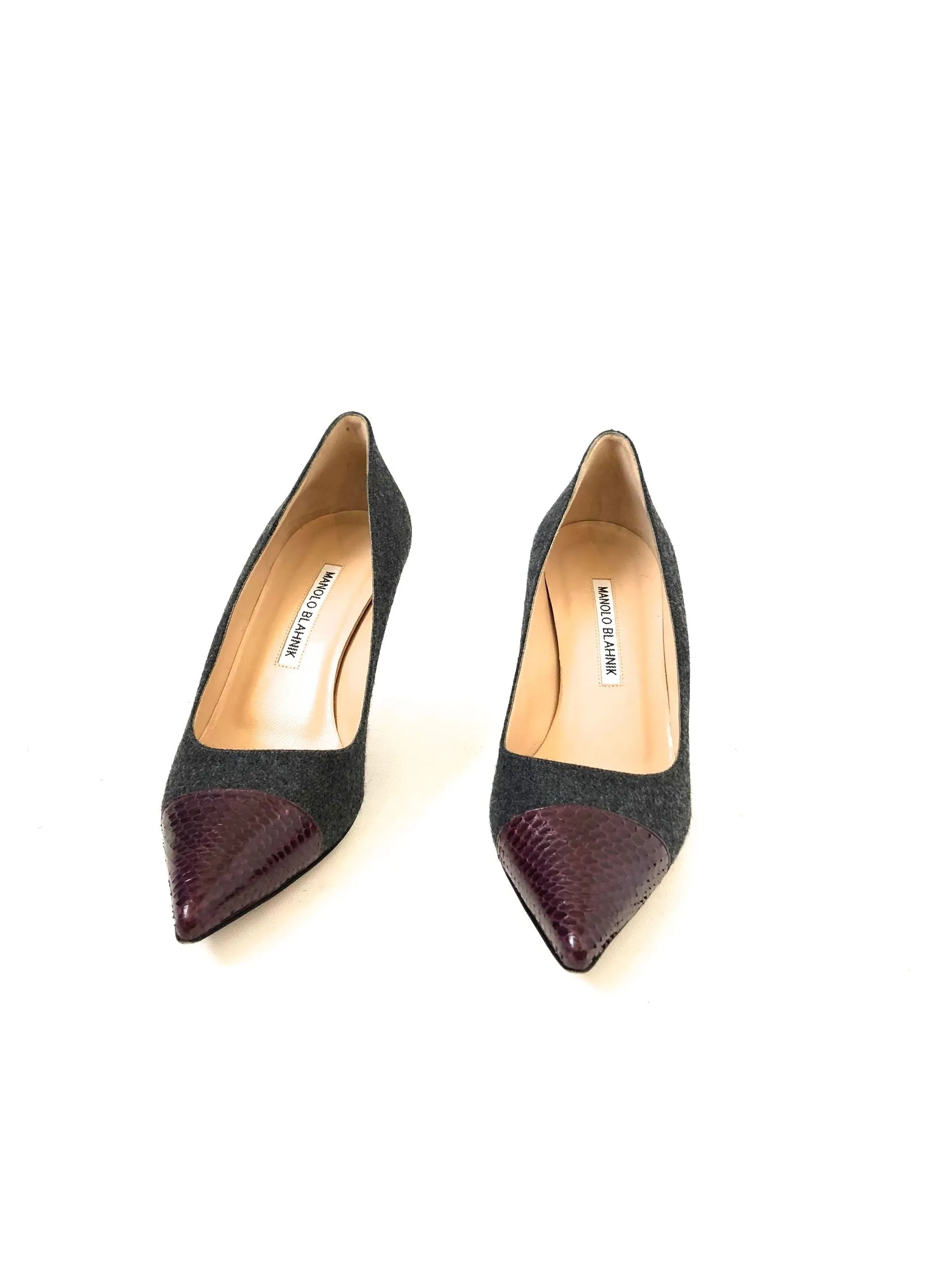 Manolo Blahnik Grey Cap-Toe Pump Size 37 It (7 Us)