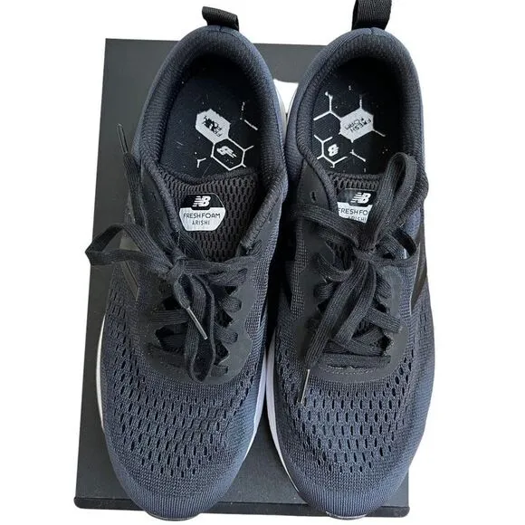 NEW BALANCE WOMENS ARISHI RUNNING SHOE - BLACK size 8