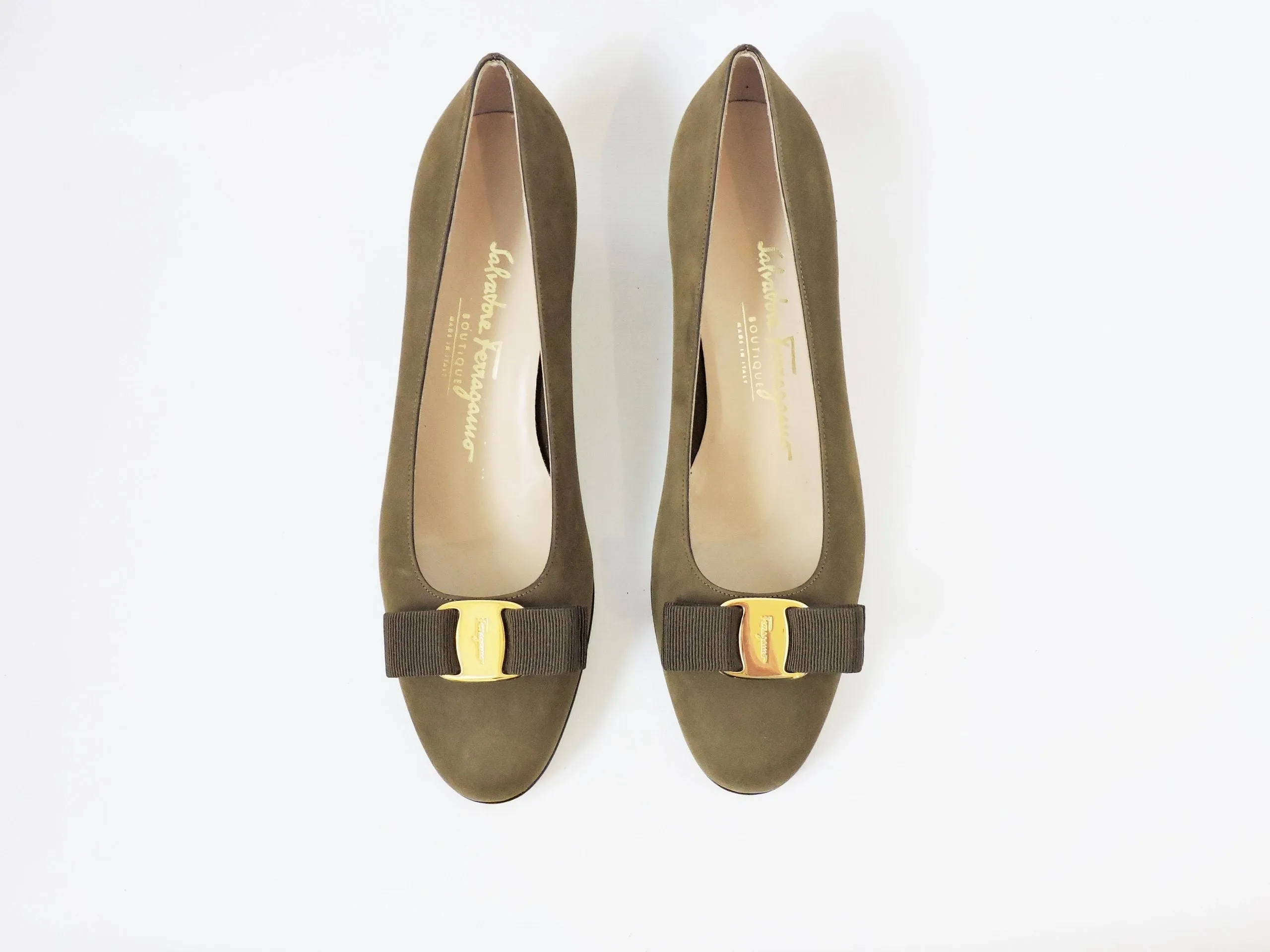 NEW Salvatore Ferragamo Pump Size 8 B