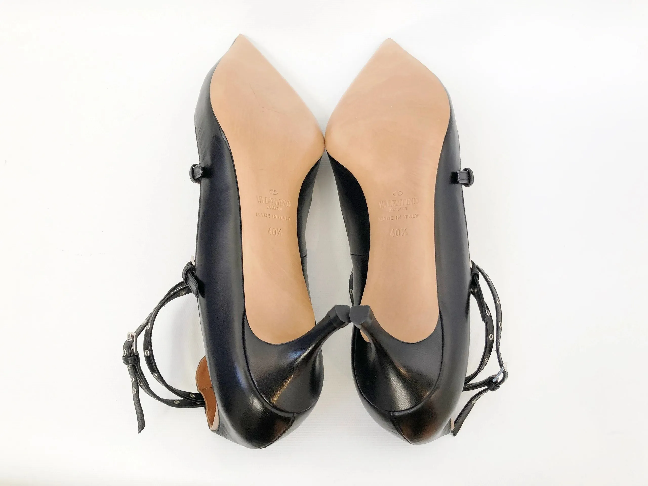 NEW Valentino Love Latch Pumps Size 40.5 It (10.5 Us)