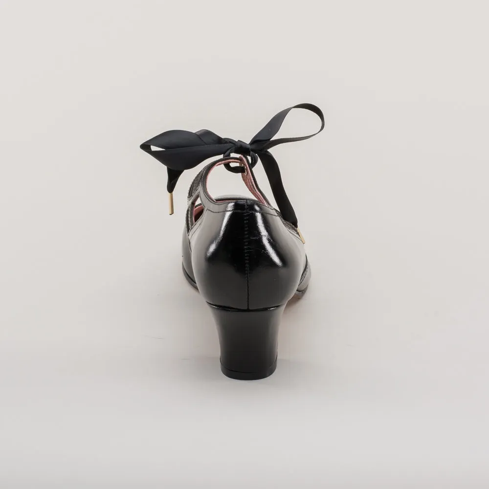Parker Vintage Spiderweb Pumps (Black)