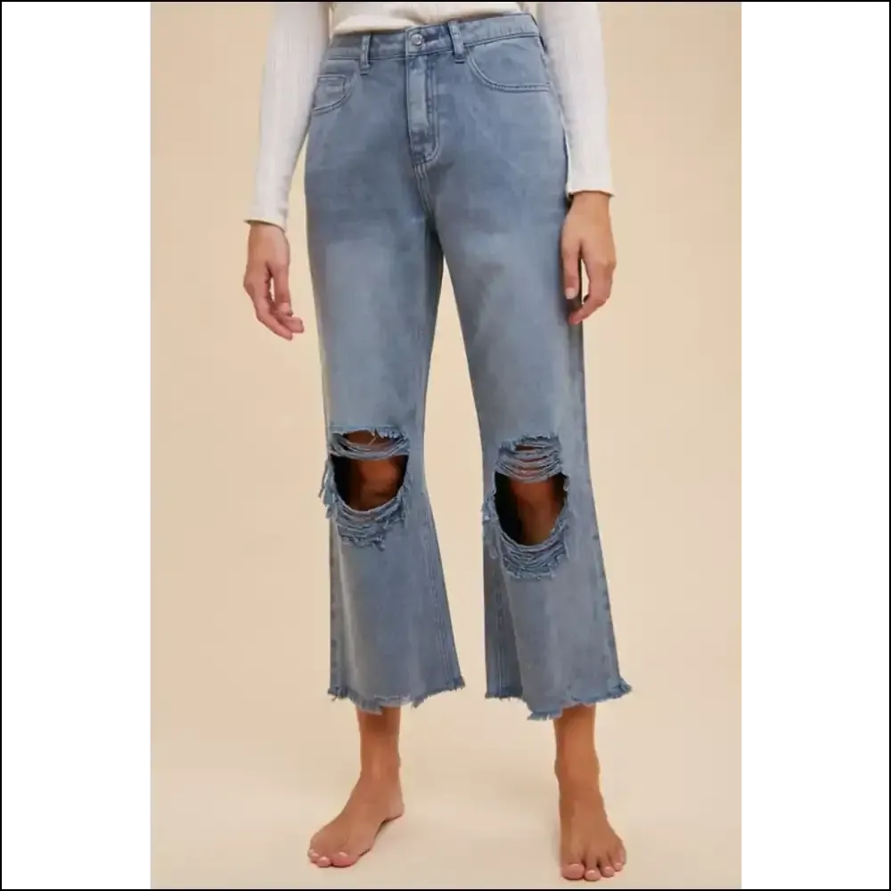 Rock your Look: Meet Annie Wear Distressed Raw Hem Jeans, Attitude Included! 😎💃