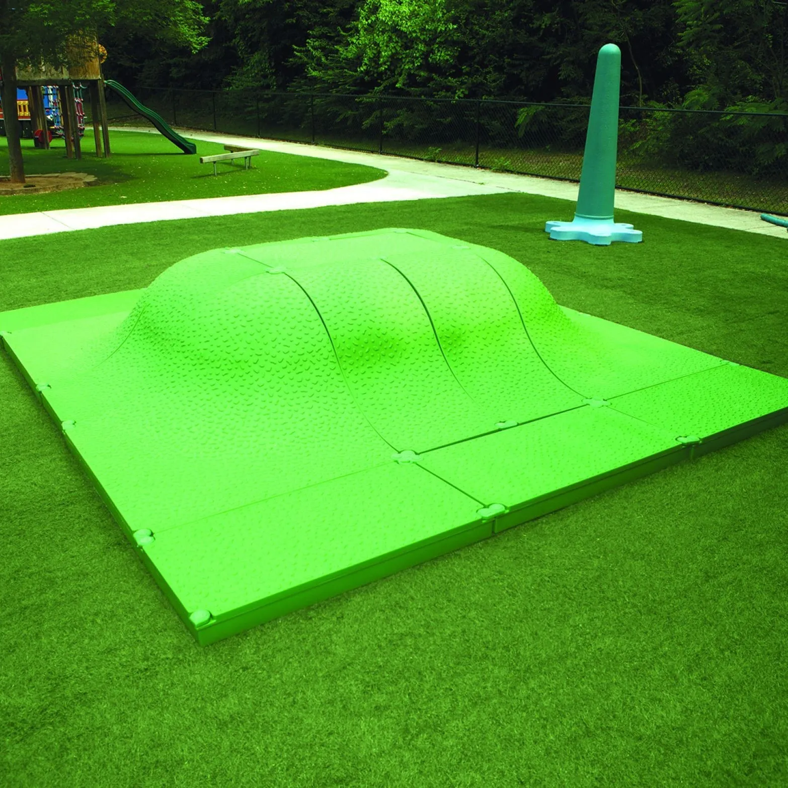 UltraPLAY The Standard   Plus Mound (Snug Play)