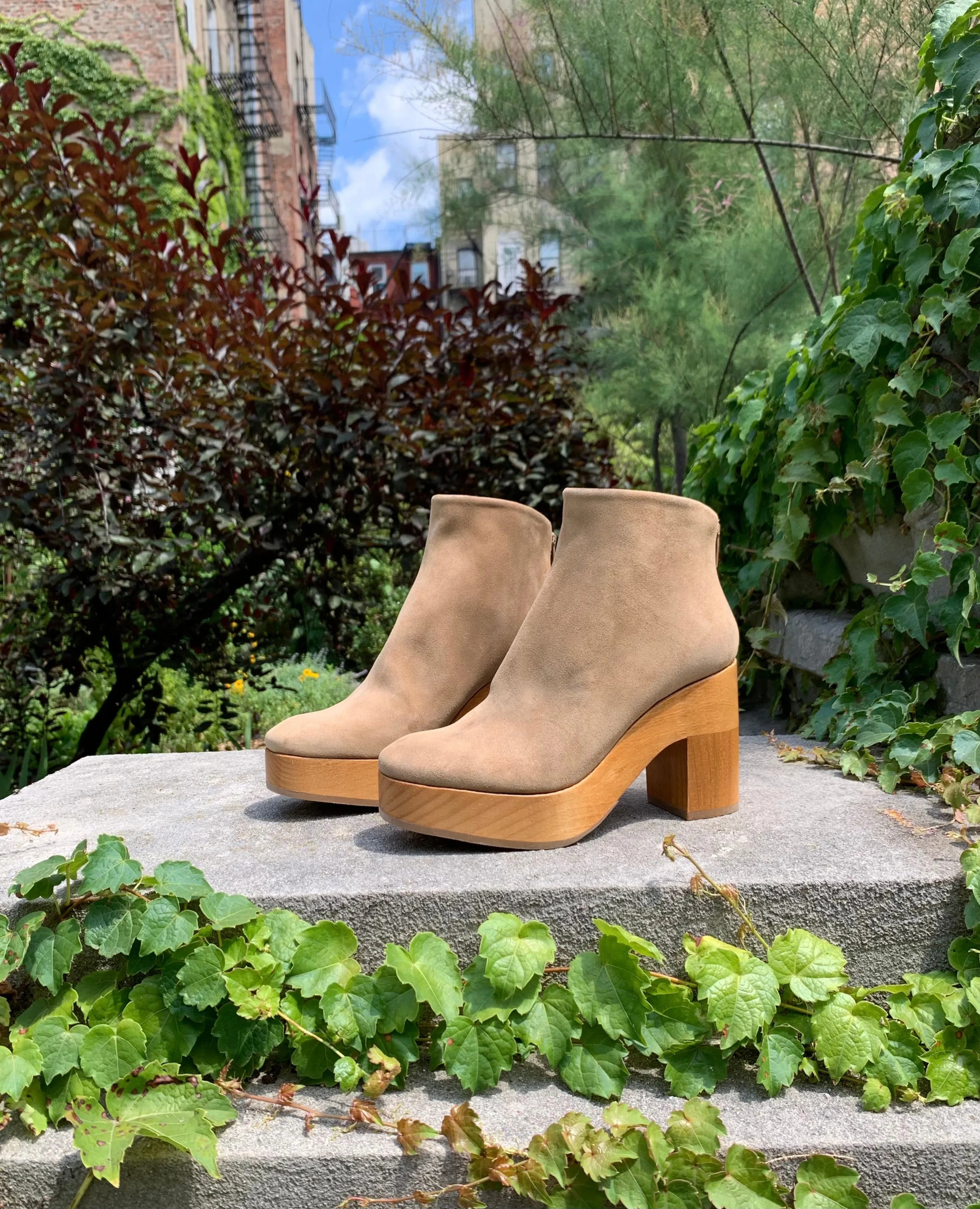 Vida Clog
