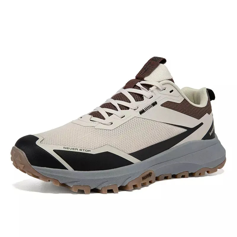 Walking sneakers for men