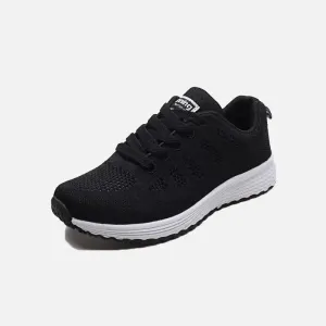 Y2K Minimal Breathable Flat Sneakers for Avant-Garde Fashion