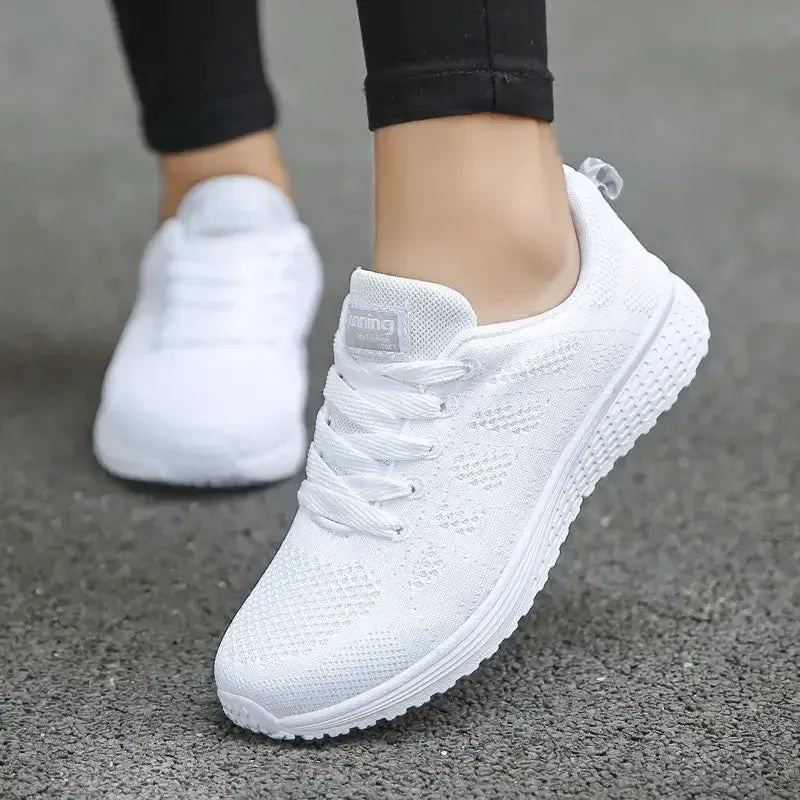 Y2K Minimal Breathable Flat Sneakers for Avant-Garde Fashion
