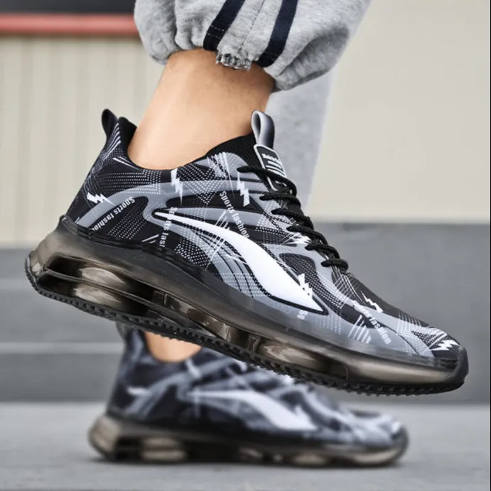 Zoran Sneakers